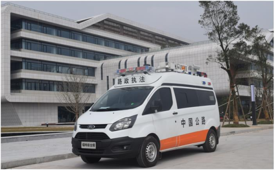 與疫情賽跑！“六合造”救護(hù)車(chē)奔赴抗疫一線